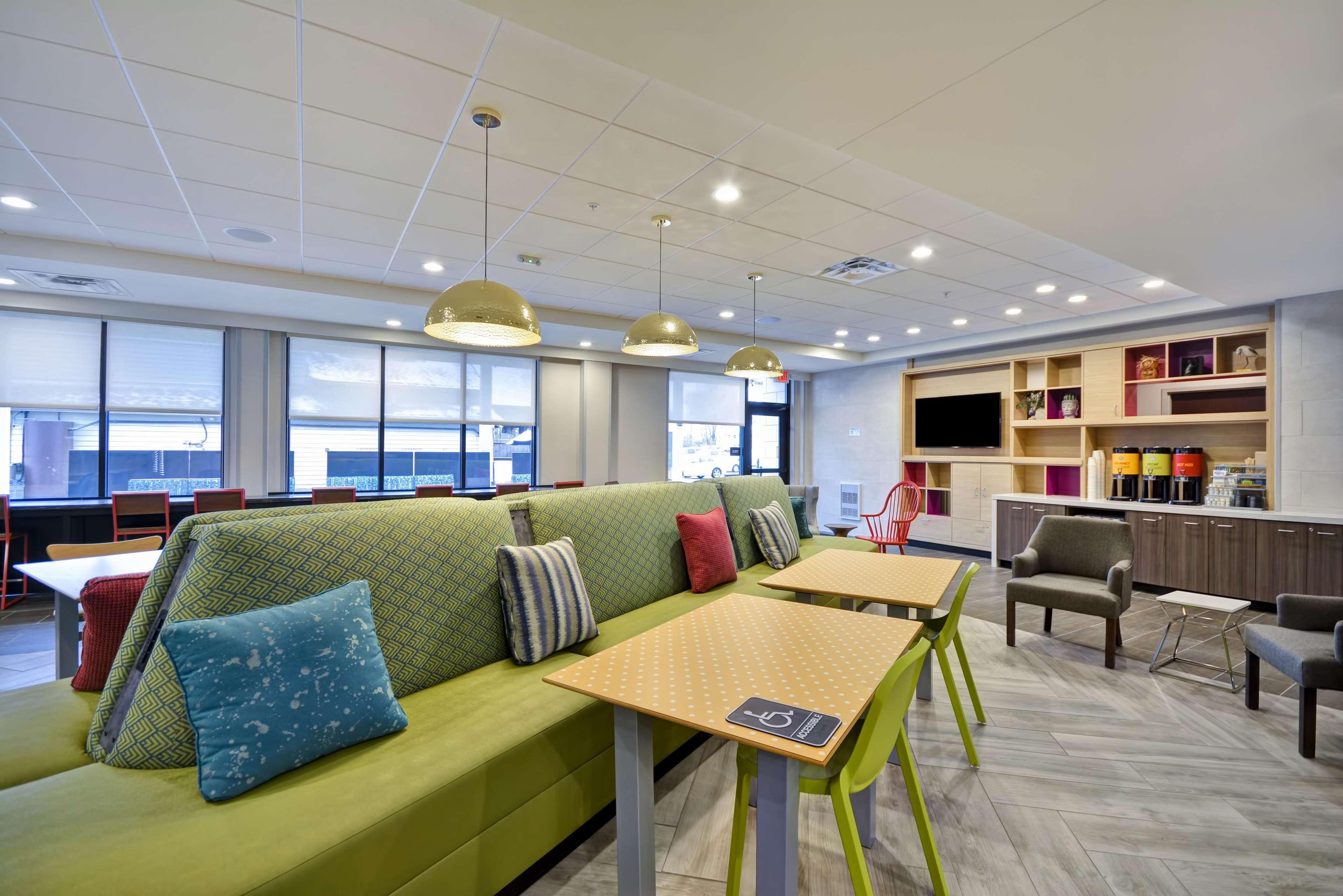 Home2 Suites By Hilton Columbus Airport East Broad מראה חיצוני תמונה